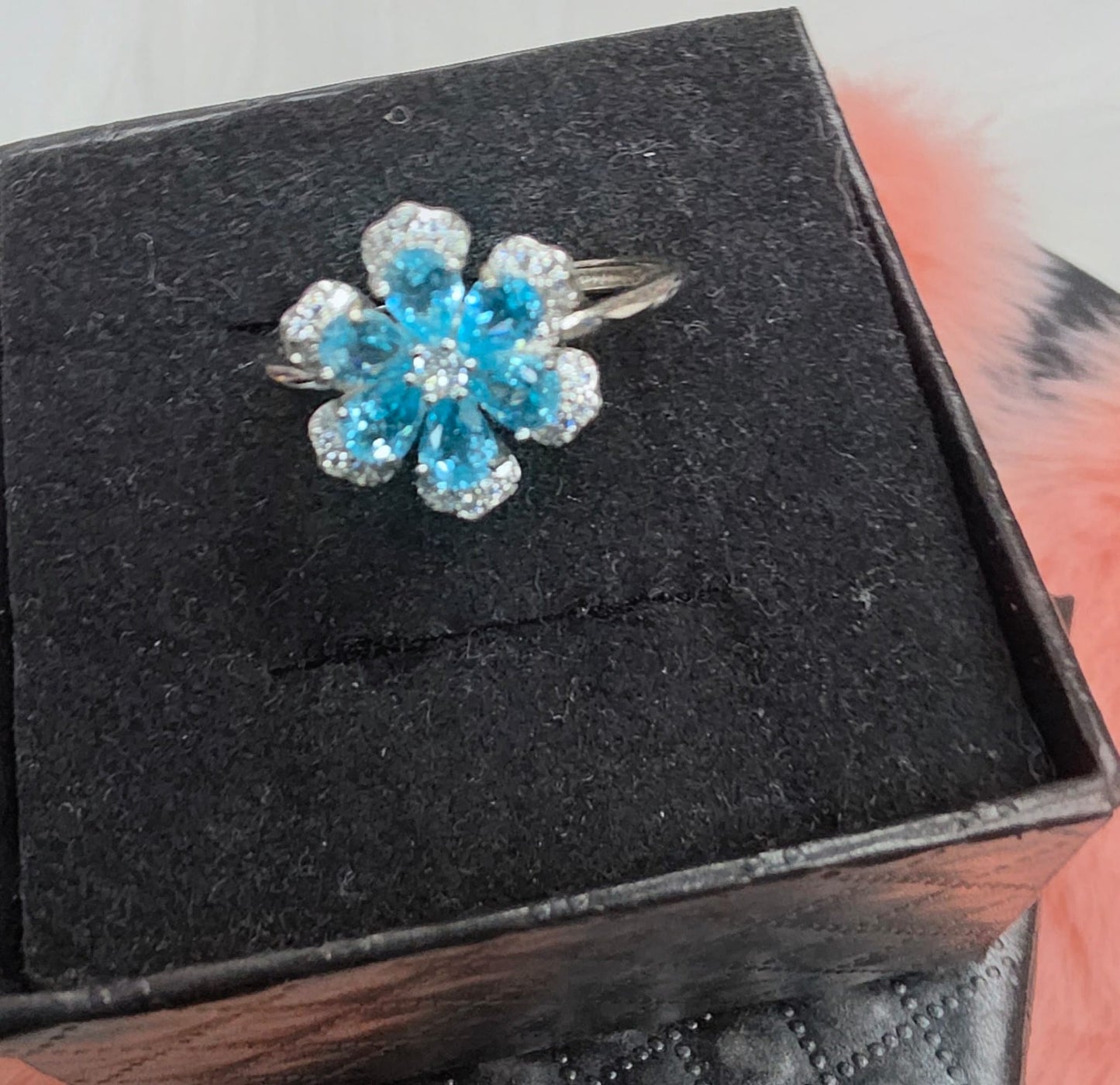 Natural Blue Apatite Pear-Cut Floral Cluster Ring — 925 Sterling Silver | Kumara Shines