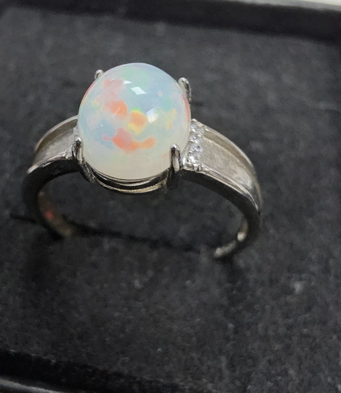 Natural Precious Opal Oval Cabochon Play-of-Colour Statement Ring — Sterling Silver | Kumara Shines