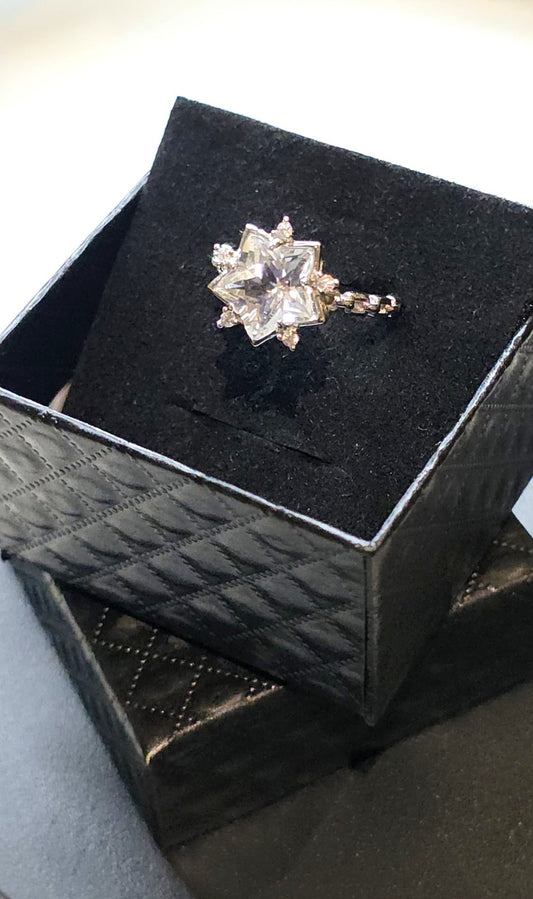 Natural Star-Shaped Clear Quartz Ring — 925 Sterling Silver | Kumara Shines