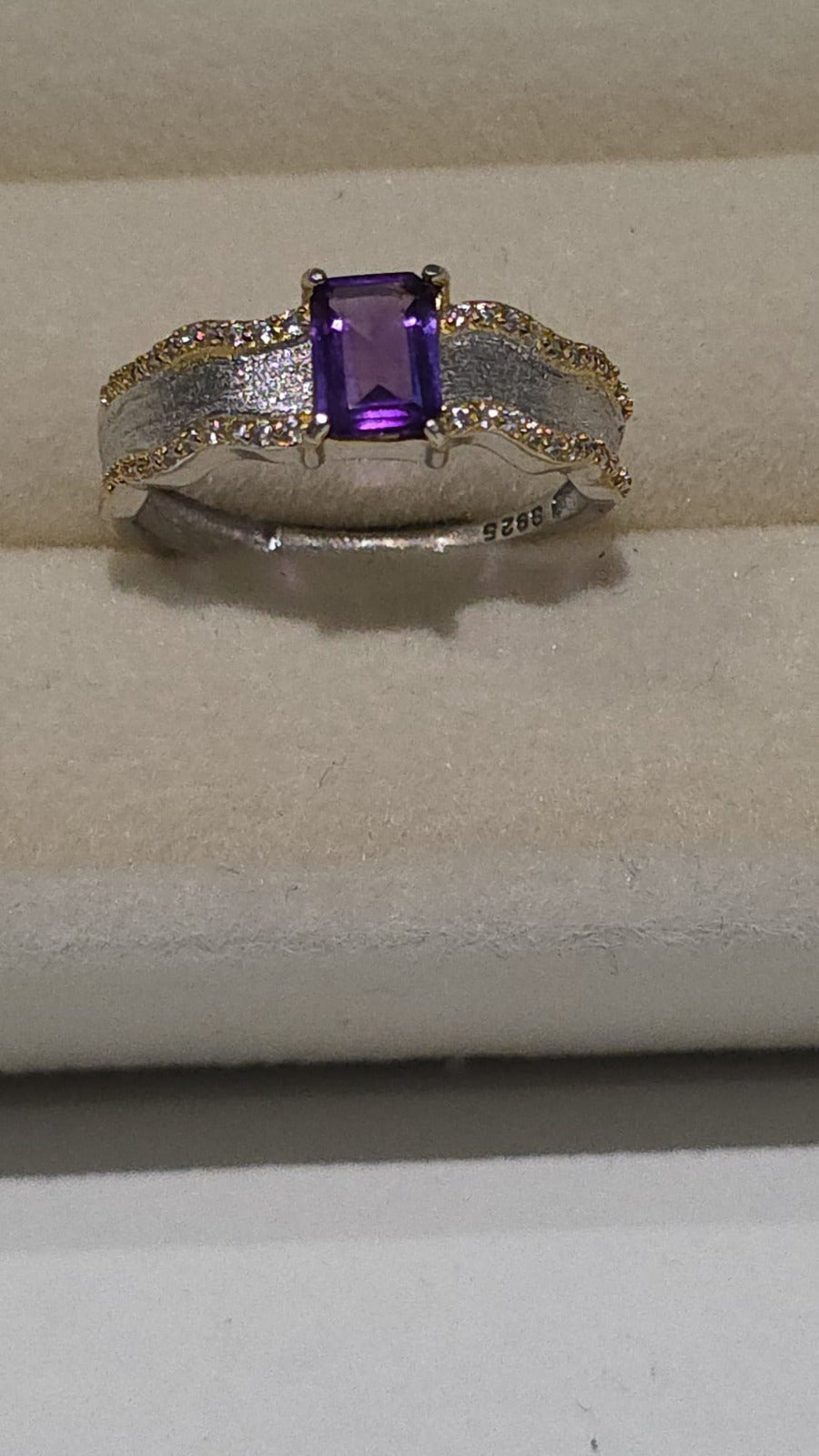Natural Amethyst Emerald-Cut Ring with Gold Thread Detail — Sterling Silver | Kumara Shines